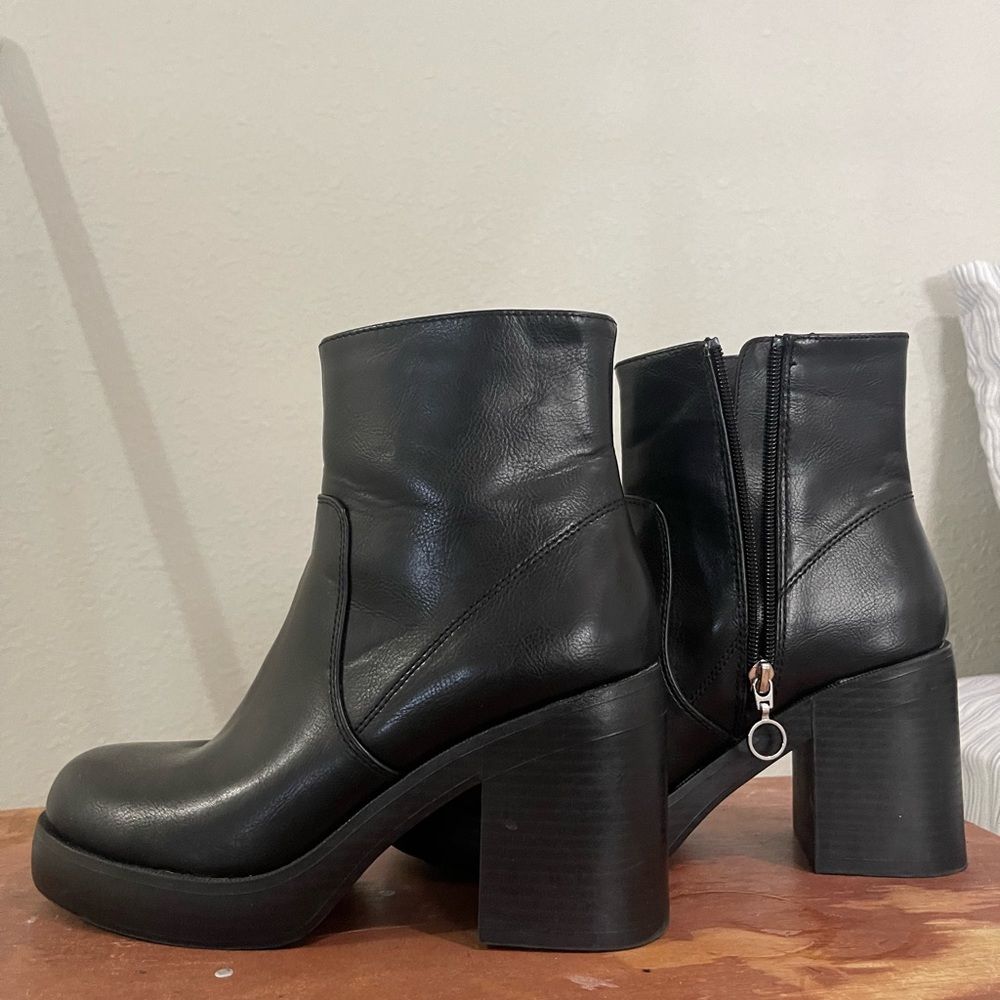 Leather boots